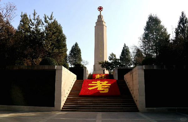西柏坡干部培训课：打造硬核干部队伍凭啥圈粉无数